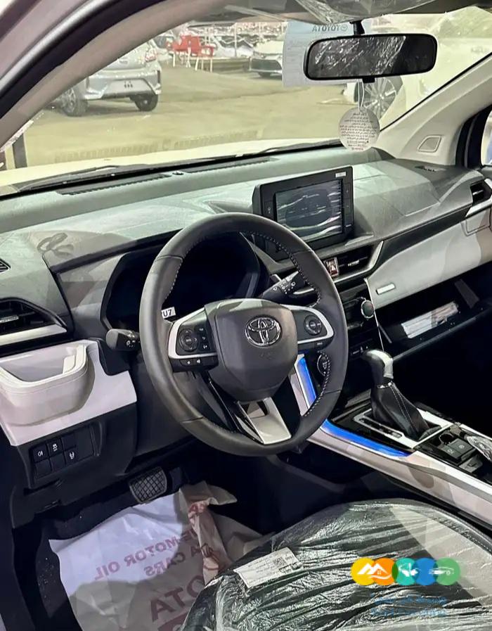 تويوتا فيلوز 2024 GLX بالنقد والتقسيط