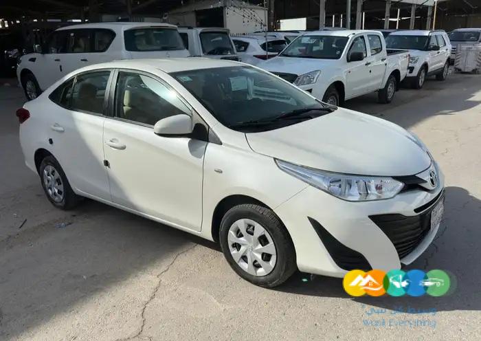 تويوتا يارس 2019 ممشى 99 الف نظيف