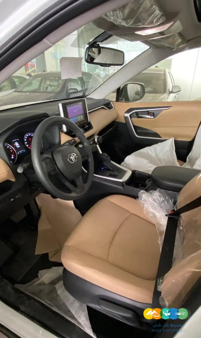 تويوتا راف فور – XLE فتحه – بنزين – سعودي – 2024