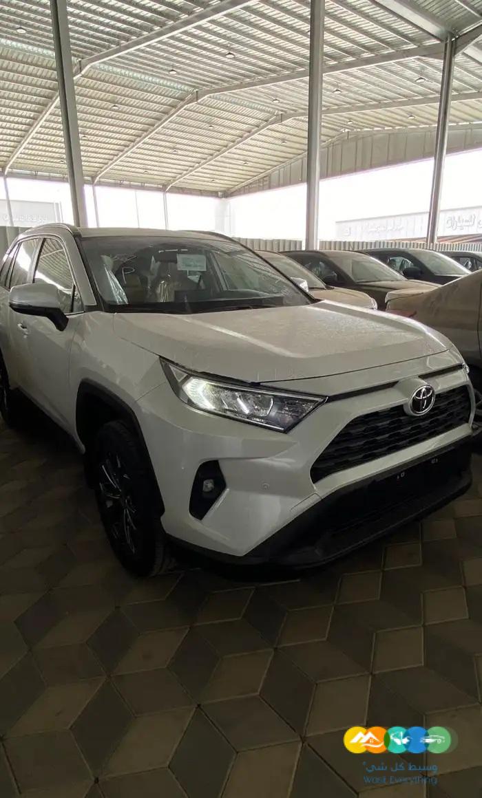 تويوتا راف فور – XLE فتحه – بنزين – سعودي – 2024