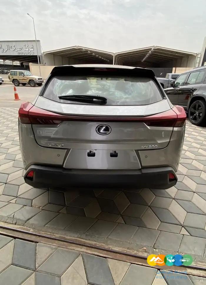 لكزس UX200 – AA – استاندر – 2023