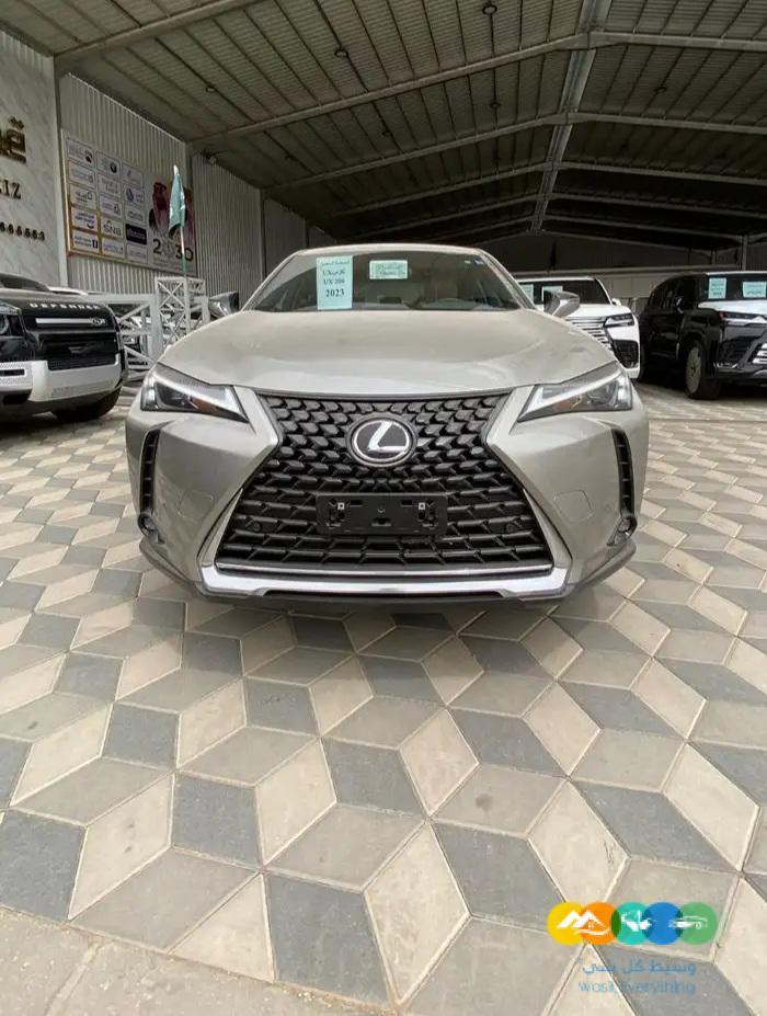 لكزس UX200 – AA – استاندر – 2023