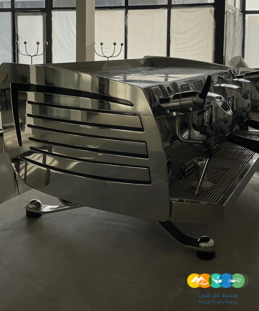 للتقبيل محل بالقصيم الرس بشارع الجريف وداخل مجمع