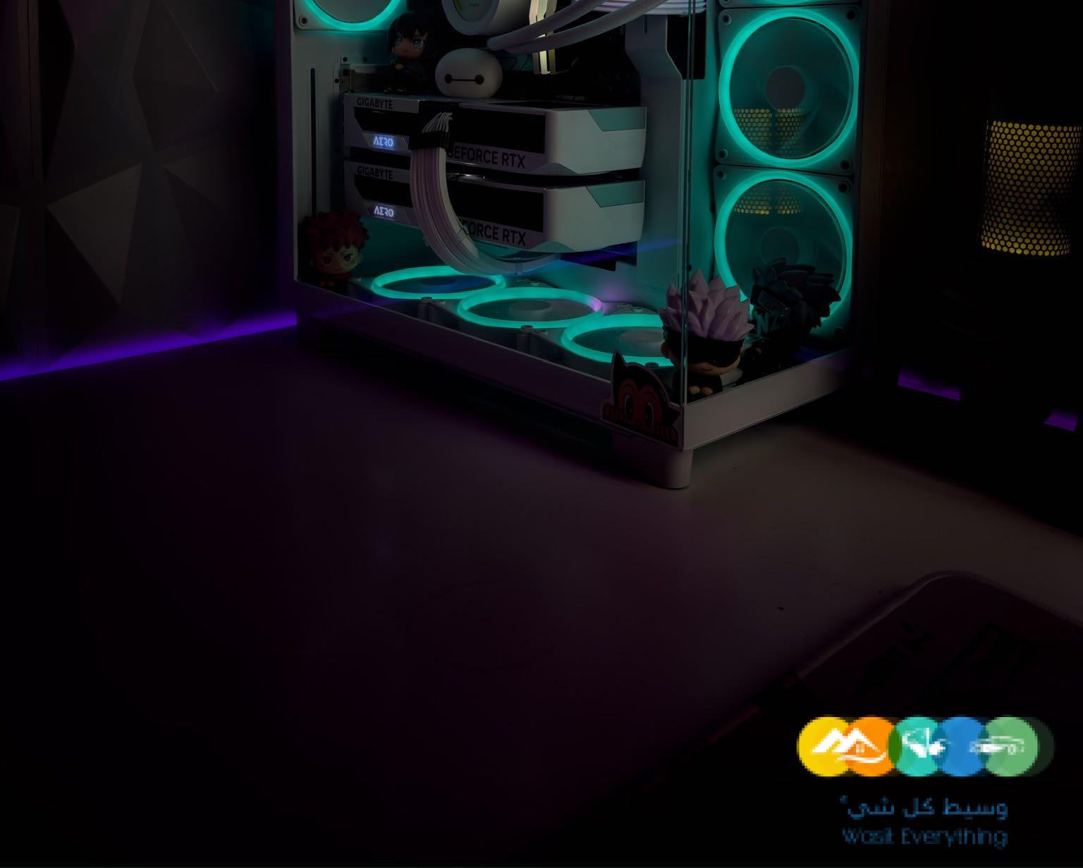 جهاز كمبيوتر قيمنق للبيع