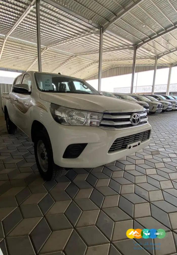 تويوتا هايلوكس – DLX بريمي سلق – 2.4 ديزل – 2024