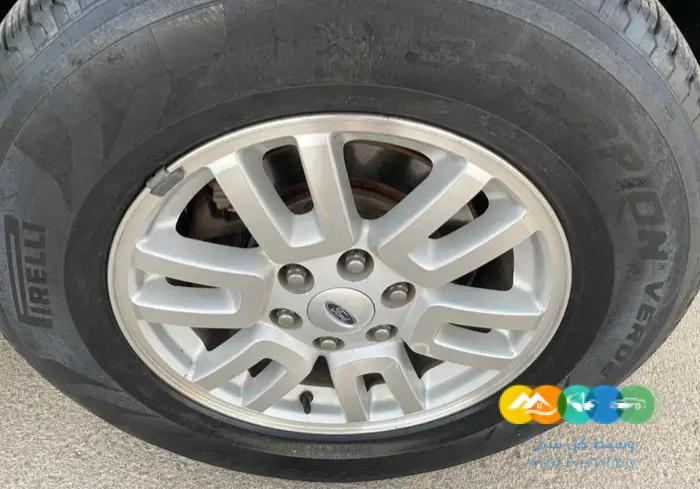 اكسبديشن 2014 طويل بدي وكاله نظيف