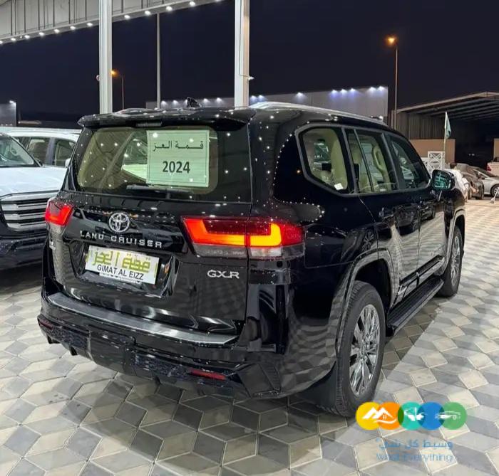 لاندكروزر – جي اكس ار – فل كامل – كويتي – مستعمل – 2024