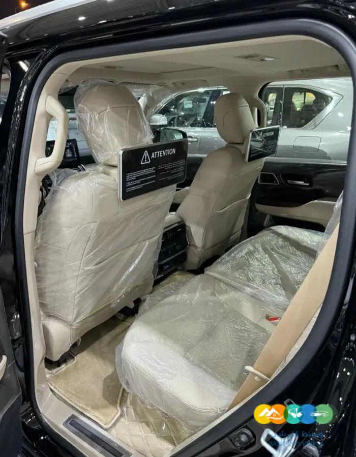 لاندكروزر – جي اكس ار – فل كامل – كويتي – مستعمل – 2024