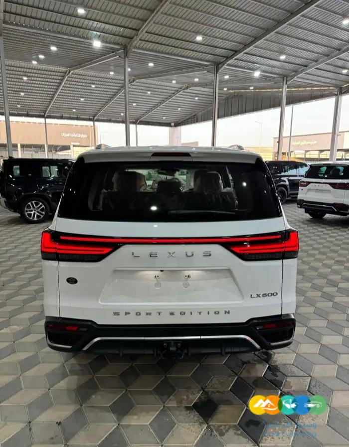 لكزس LX600 – اف سبورت – بريمي – مستعمل – 2023