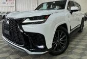 لكزس LX600 – اف سبورت – بريمي – مستعمل – 2023