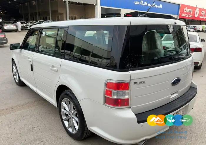 فورد فلكس 2013 نظيف جدآ على الشرط