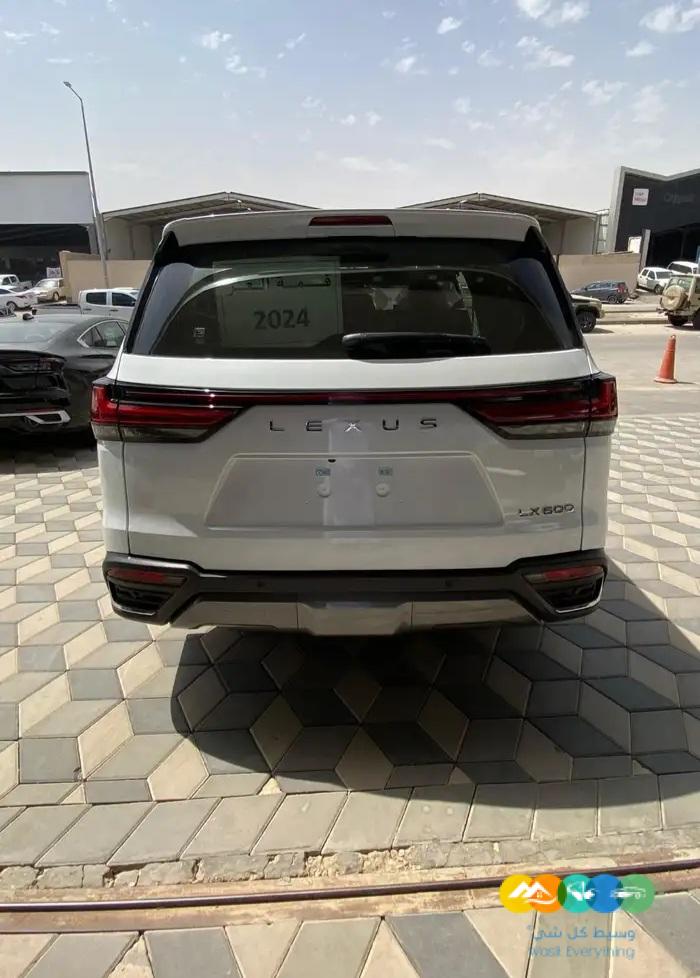 لكزس LX600-BB – سعودي – 2024