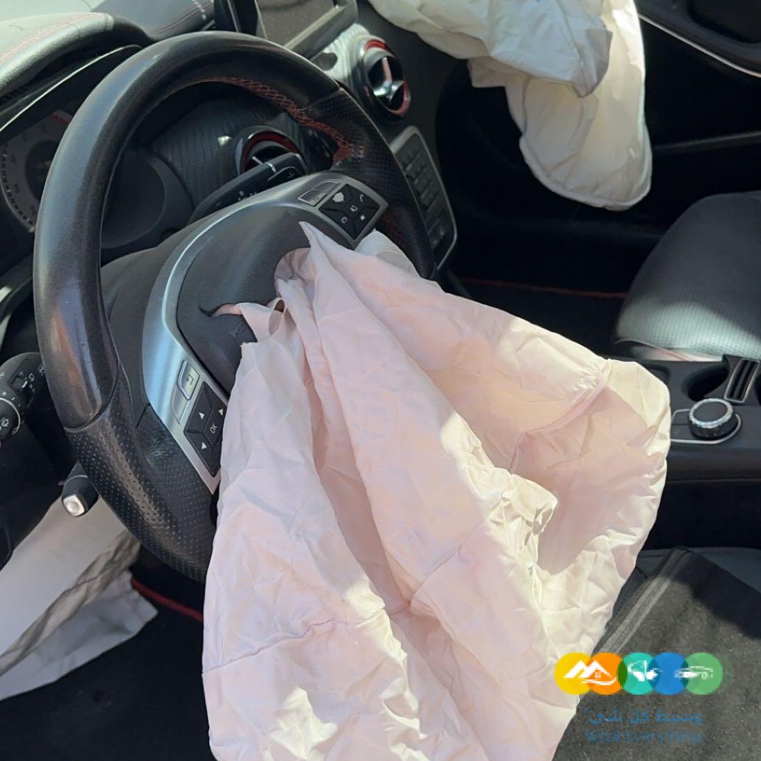 للبيع مرسيدس فئه A مصدومة