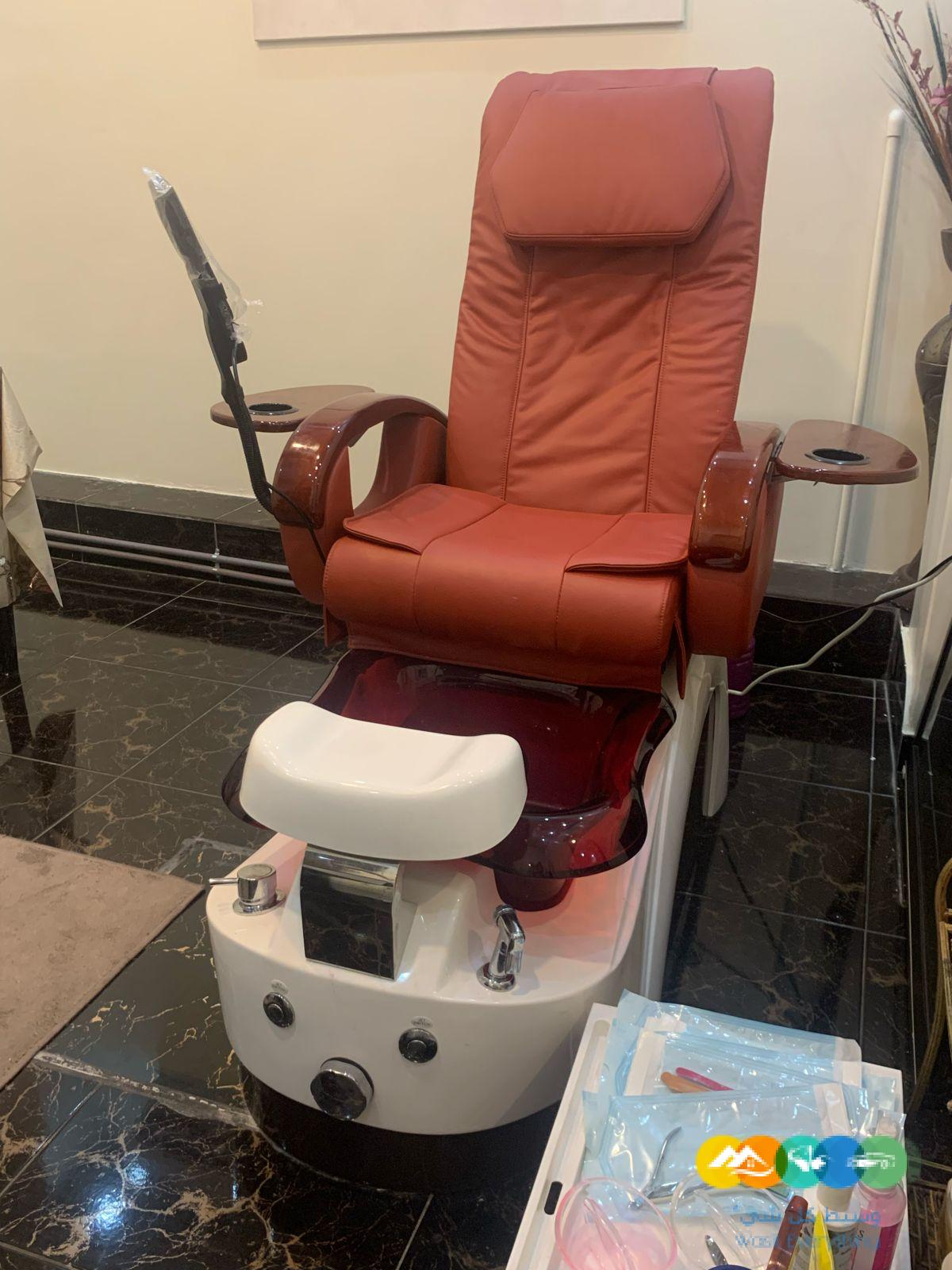 صالون نسائي متكامل