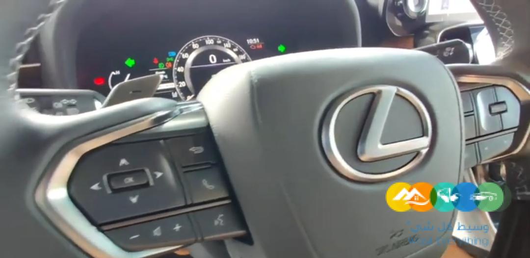 2023 لكزس LX 600 توين تيربو