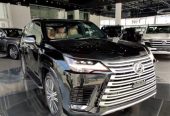 2023 لكزس LX 600 توين تيربو
