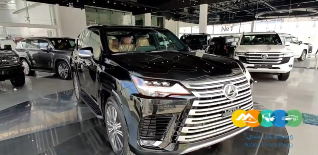 2023 لكزس LX 600 توين تيربو