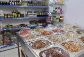 محل عطارة ومكسرات وتمور وقهوه للتقبيل او البيع