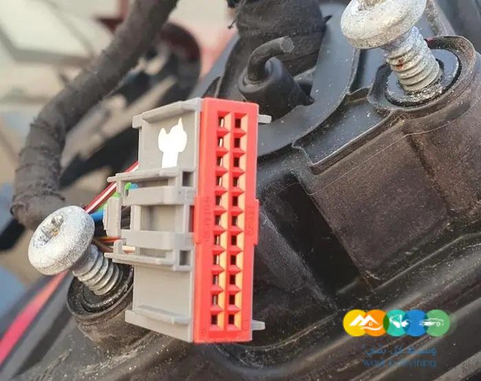 مراية رنج روفر يمين اصلية شد بلد