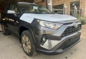 تويوتا راف فور XLE موديل 2023 أصفار