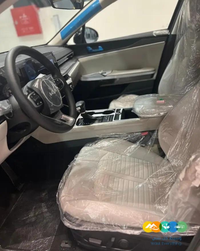 كيا K5 ستاندر 2024 لون اسود