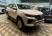 تويوتا فورتشنر VX2 – ديزل 2.8 – رادار – سعودي – 2024