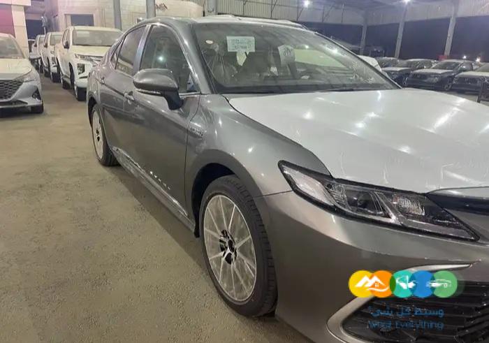 تويوتا كامري GLE 2024 هايبرد بالنقد والتقسيط