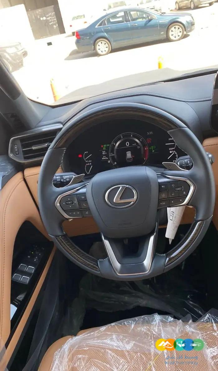 لكزس LX600-BB – داخل جملي – بريمي – 2024