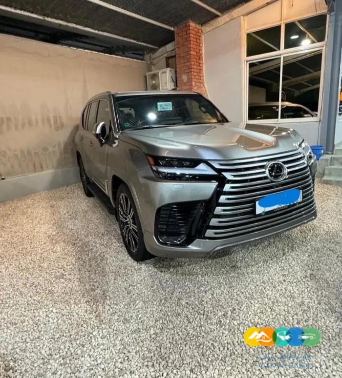 لكزس BB LX 600 فل كامل 2023 خليجي مستعمل