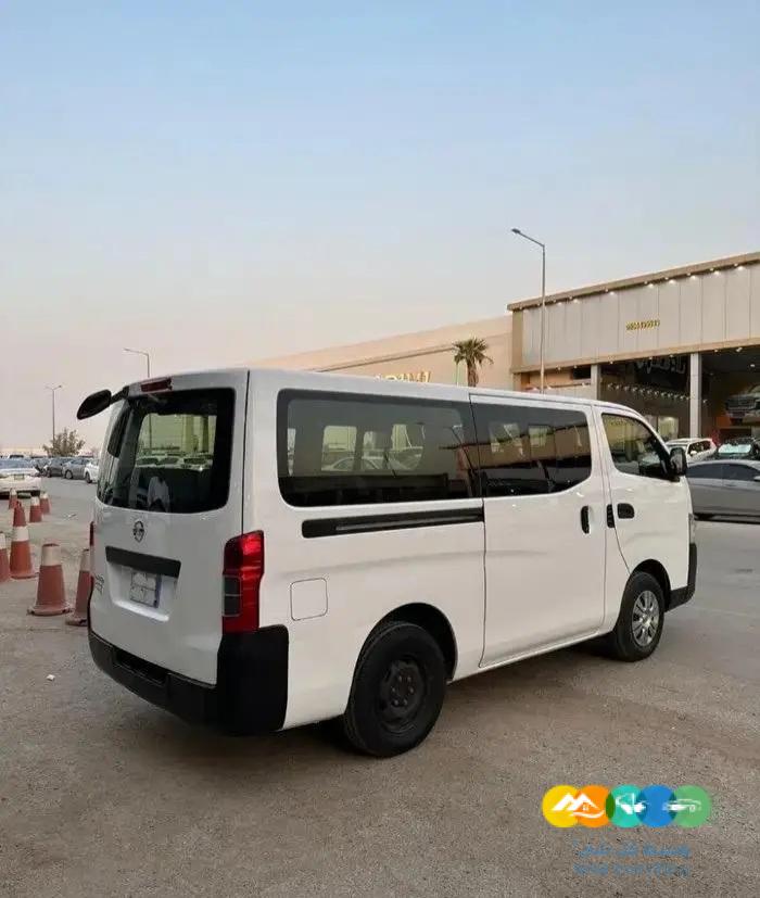 نيسان اورفان 2015