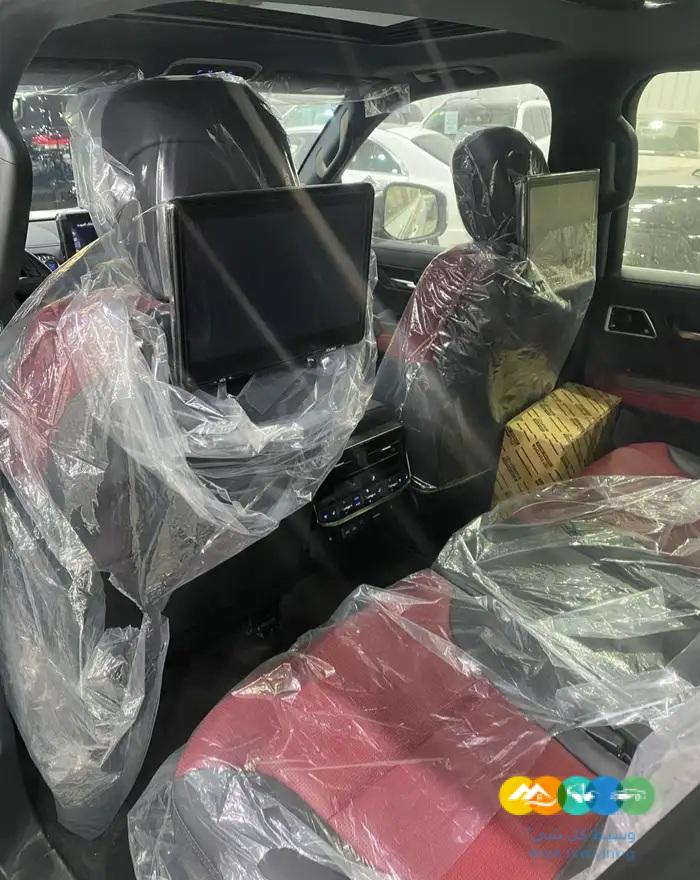 لاندكروزر – VXR – فل كامل – بريمي – 2024 اصفار