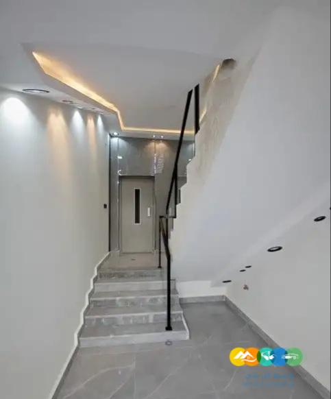 للبيع روف علوى تشطيب ممتاز بخميس مشيط