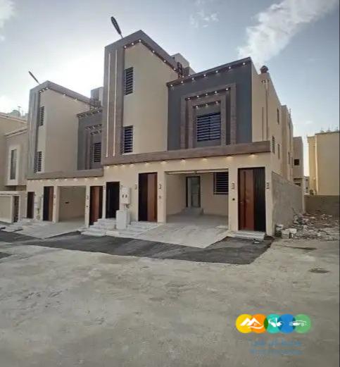 للبيع روف علوى تشطيب ممتاز بخميس مشيط