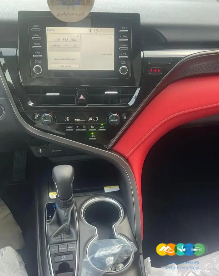 تويوتا كامري SE تيتانيوم 6 سلندر 2024 اصفار