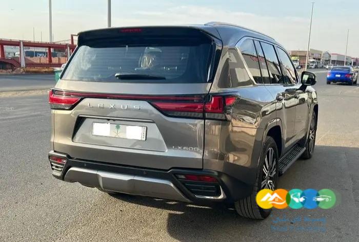 جيب لكزس LX600 2022 BB سعودي