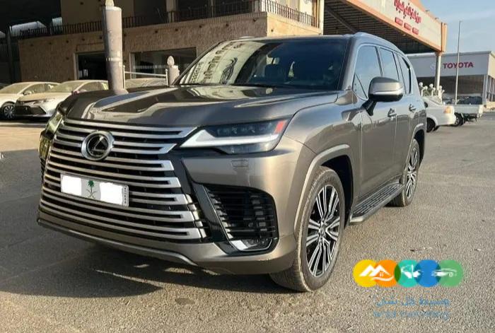 جيب لكزس LX600 2022 BB سعودي