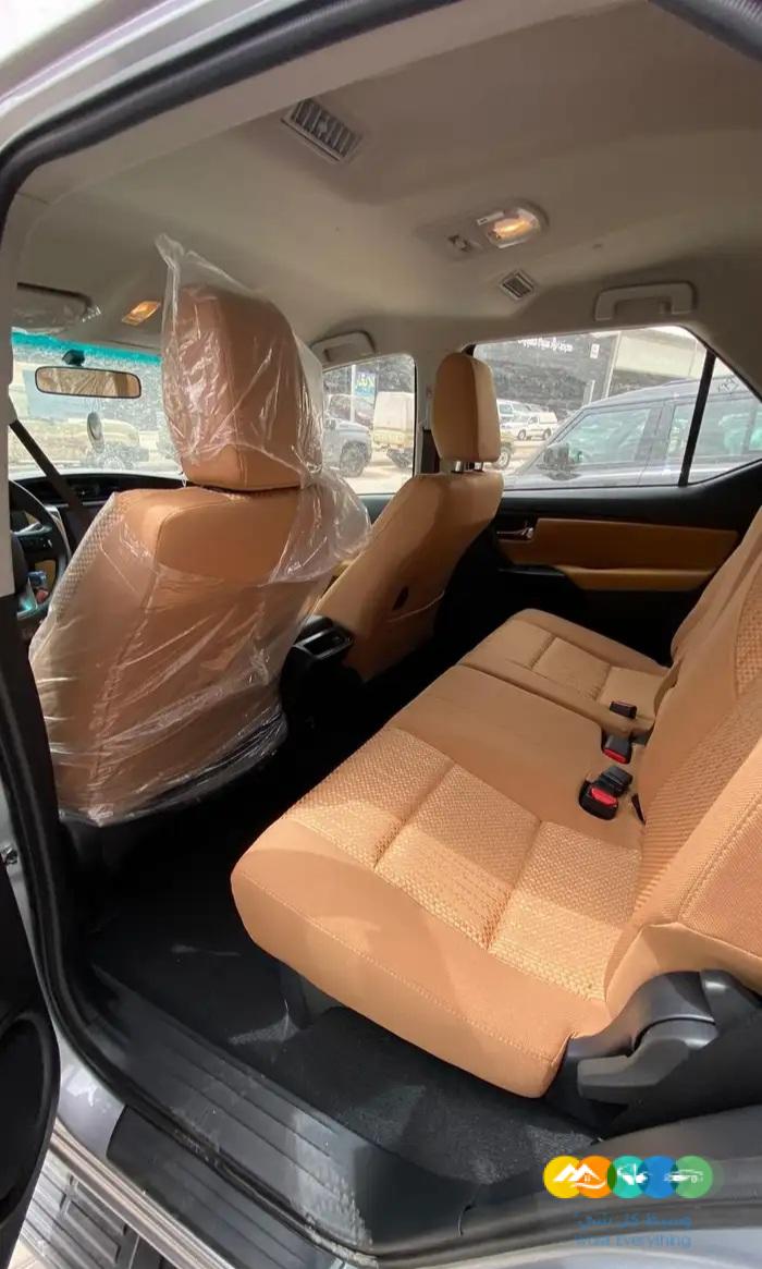 تويوتا فورتشنر – GX2 -بنزين 2.7 – دبل – سعودي – 2024