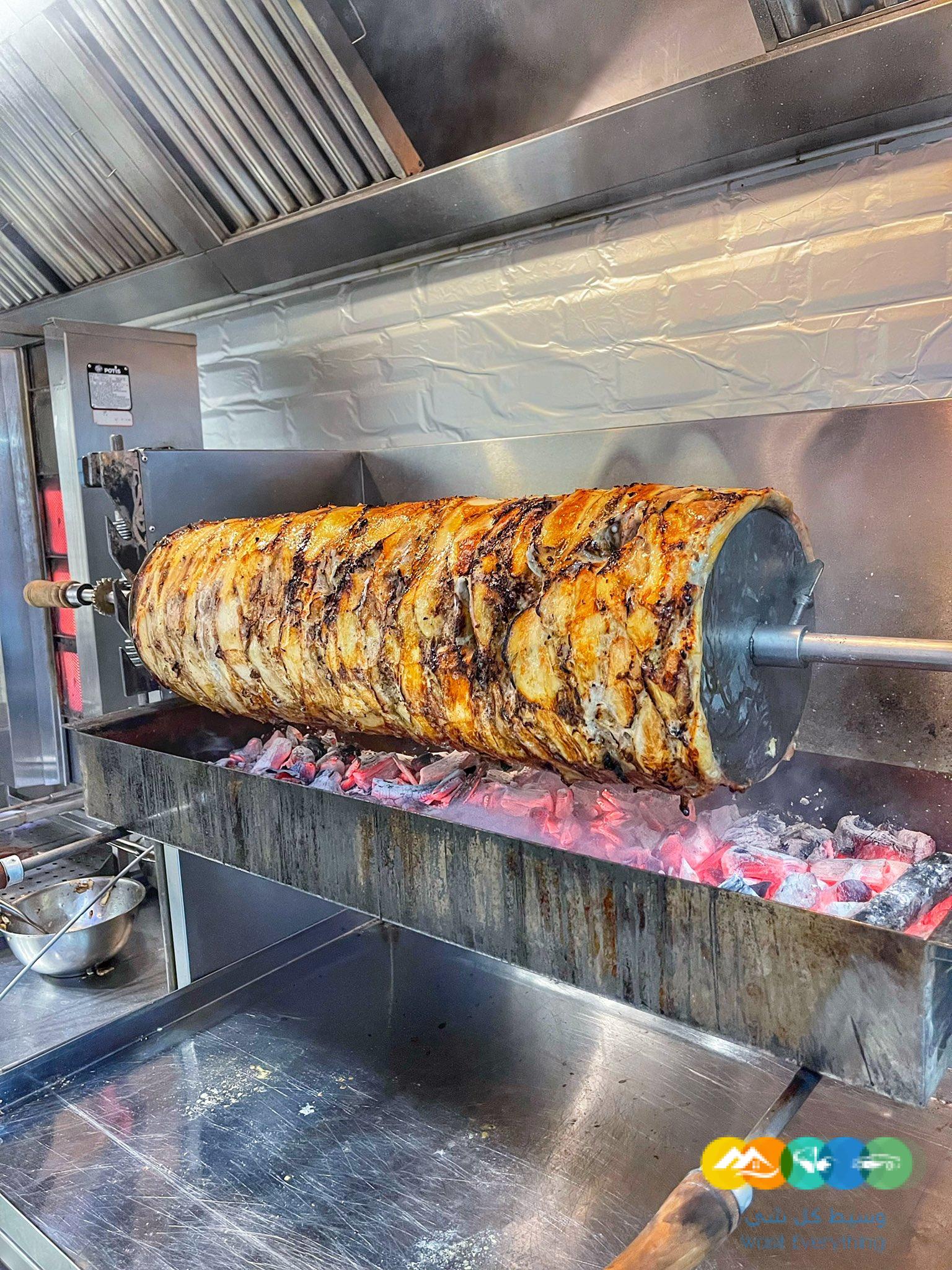 مطعم شاورما ع الفحم للتقبيل