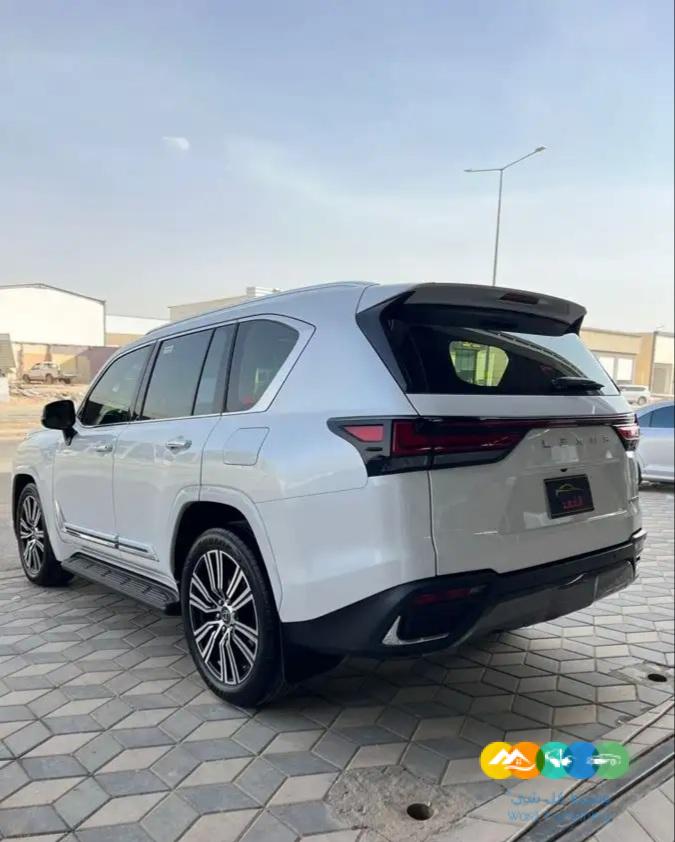 لكزس – LX600 – 2023 – BB – فل كامل