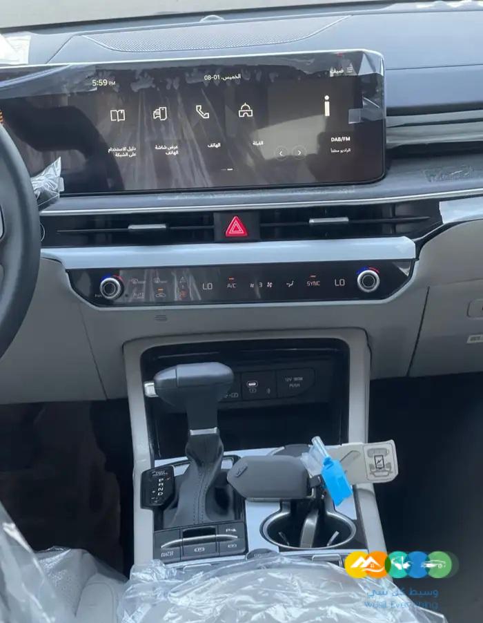 كيا كي فايف نص فل اسود 2024