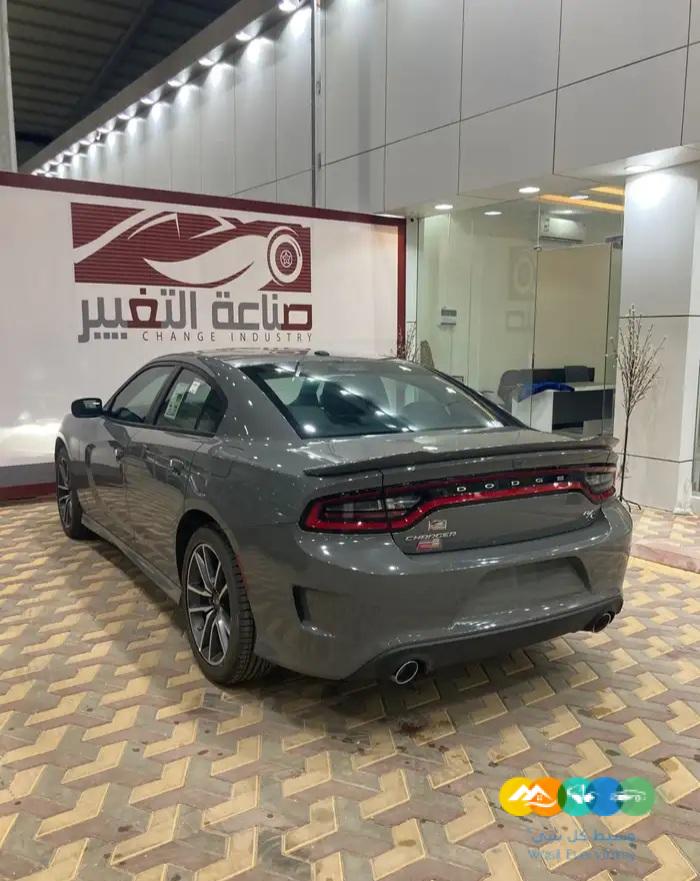 تشارجر ار تي 8 سلندر 2023السعر 186300