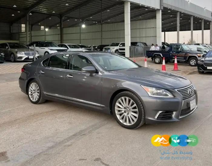 لكزس 430 LS موديل 2013