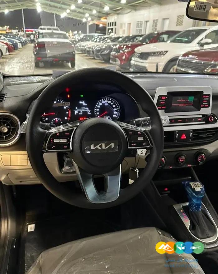 كيا سيراتو مكينة 2.0 س س موديل 2023