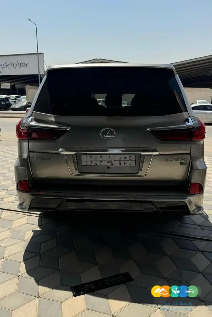 لكزس LX570 – فل كامل – سعودي – 2016