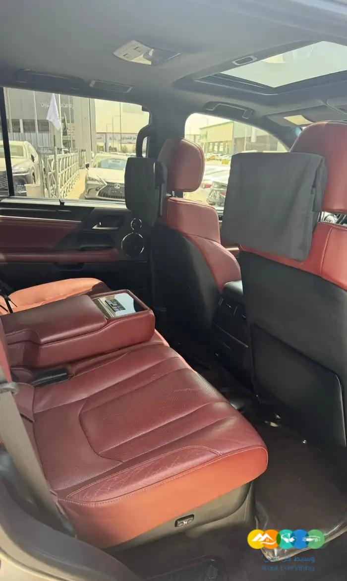 لكزس LX570 – فل كامل – سعودي – 2016