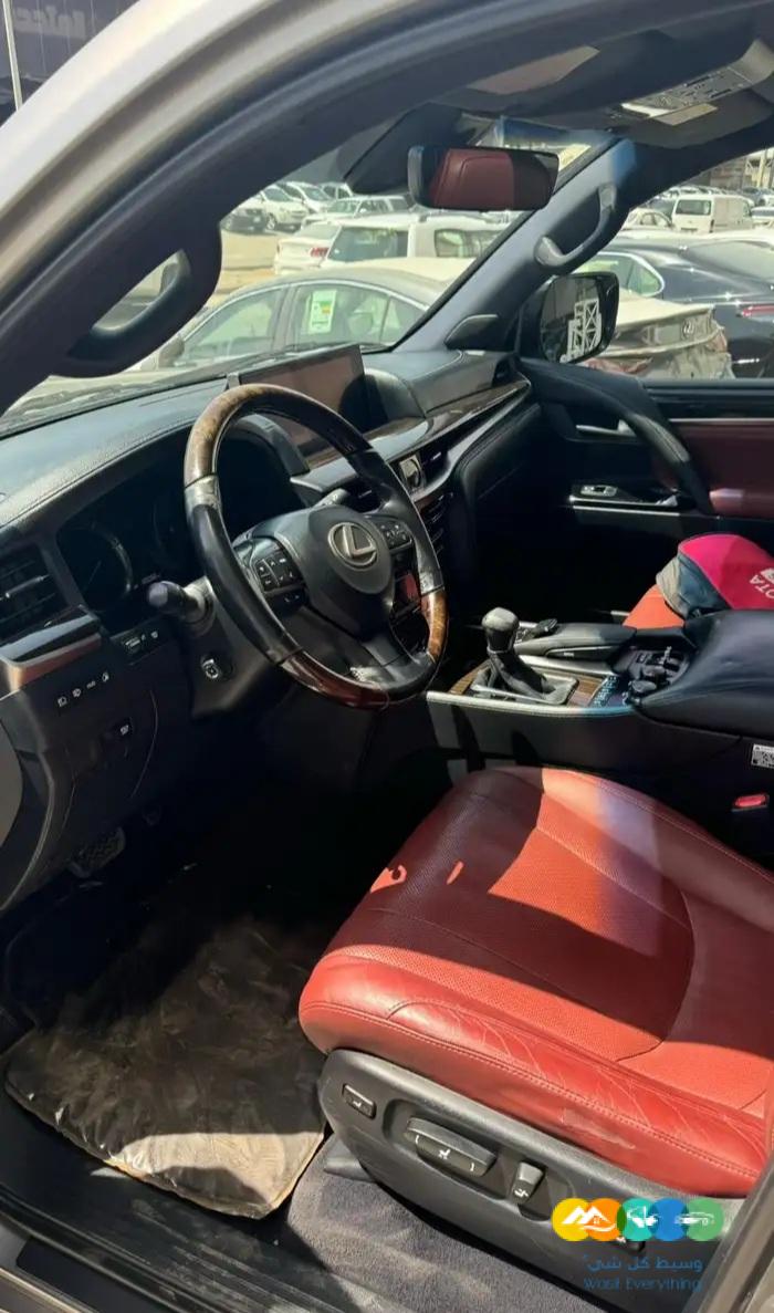 لكزس LX570 – فل كامل – سعودي – 2016
