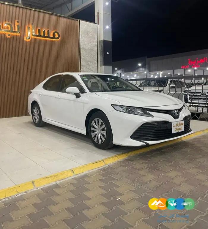 كامري LE موديل 2020 ستاندر (( مباعة ))