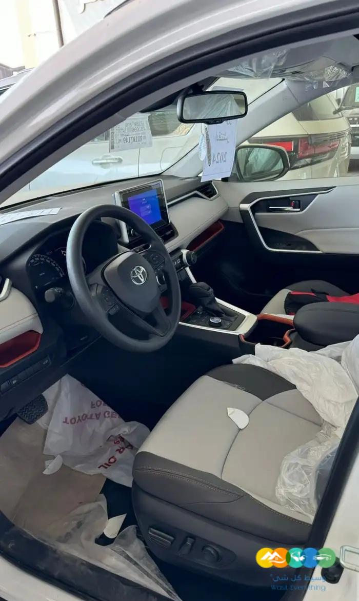 تويوتا راف فور 2.5 – أدفنتشر – سعودي – 2024