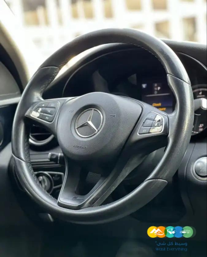 مرسيدس – C200 – 2018 – بسعر 75 الف – تم البيع