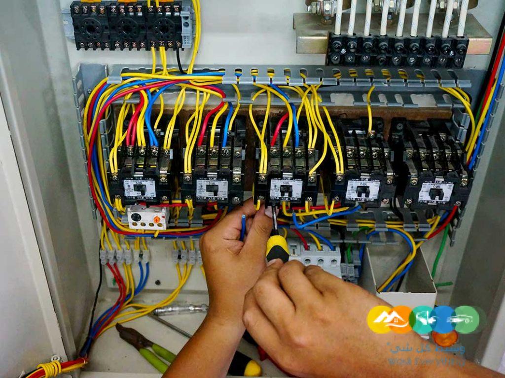 كهربائي منازل الرياض ابو انس تأسيس واصلاح كابلات